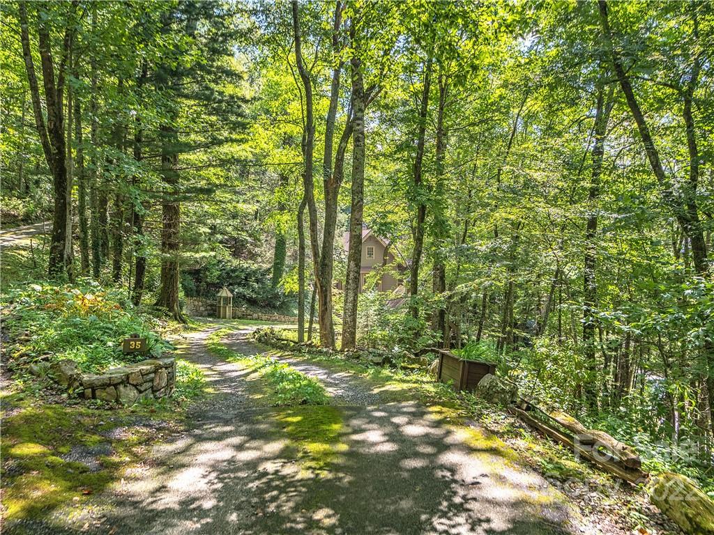 35 Hickory Forest Lane Fairview NC 28730
