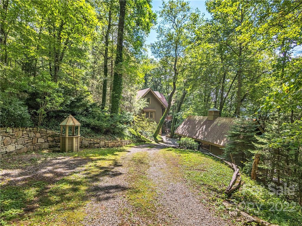 35 Hickory Forest Lane Fairview NC 28730