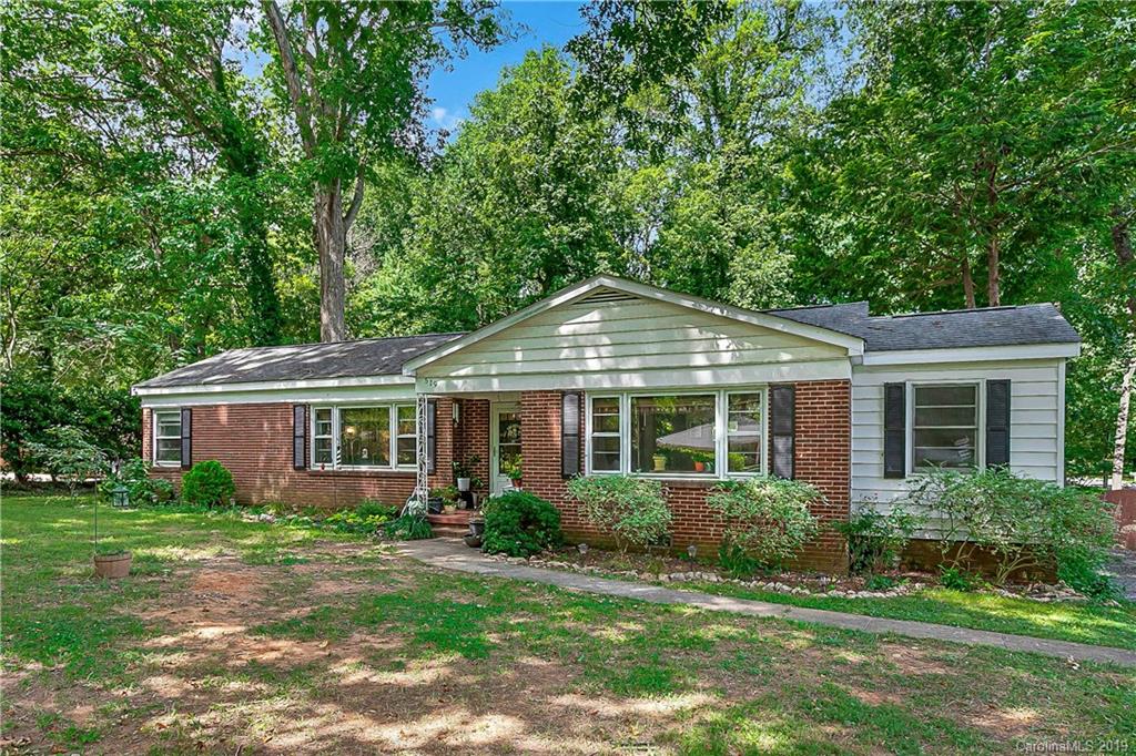 519 Stilwell Oaks Circle Charlotte NC 28212