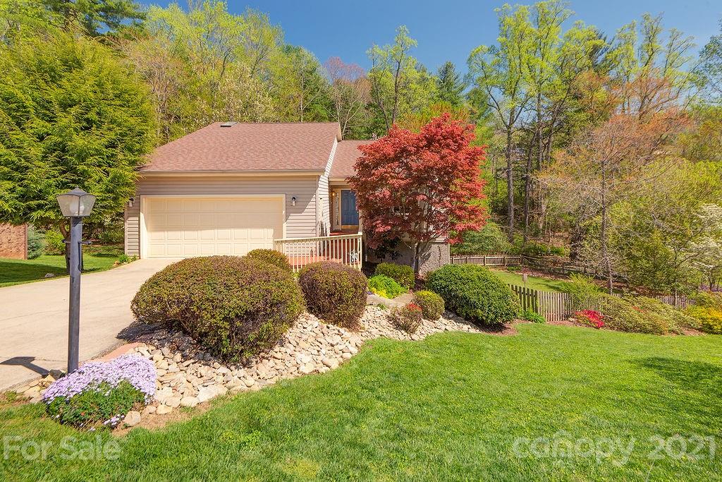 8 Creekside Court Asheville NC 28803