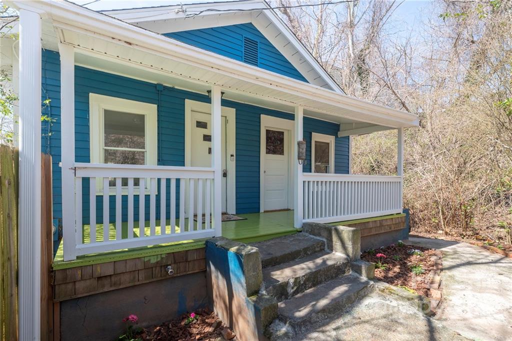 29 Knoxville Place Asheville NC 28801