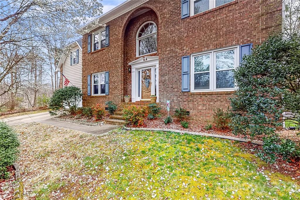 6087 Diamond Place Harrisburg NC 28075