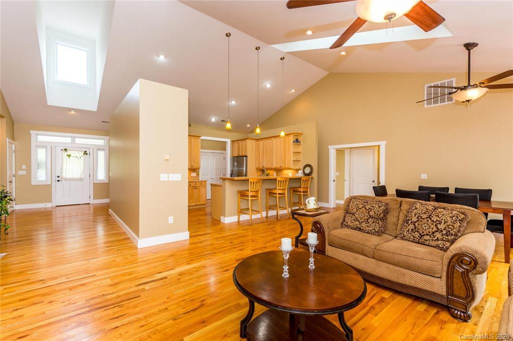 17 Woods Crossing Way Weaverville NC 28787