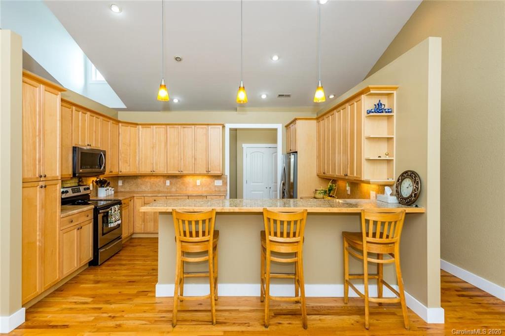 17 Woods Crossing Way Weaverville NC 28787