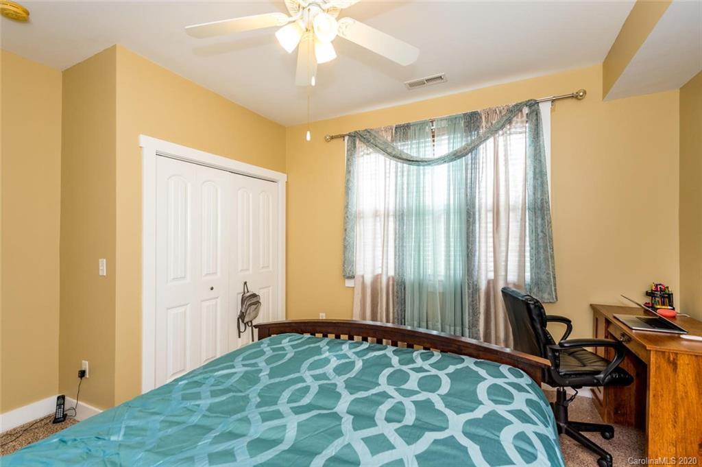 17 Woods Crossing Way Weaverville NC 28787