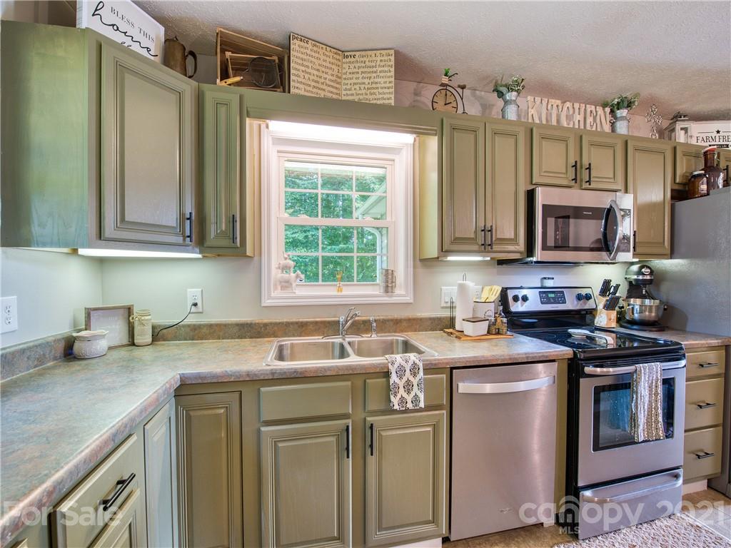 639 Rosalie Lane Waynesville NC 28785