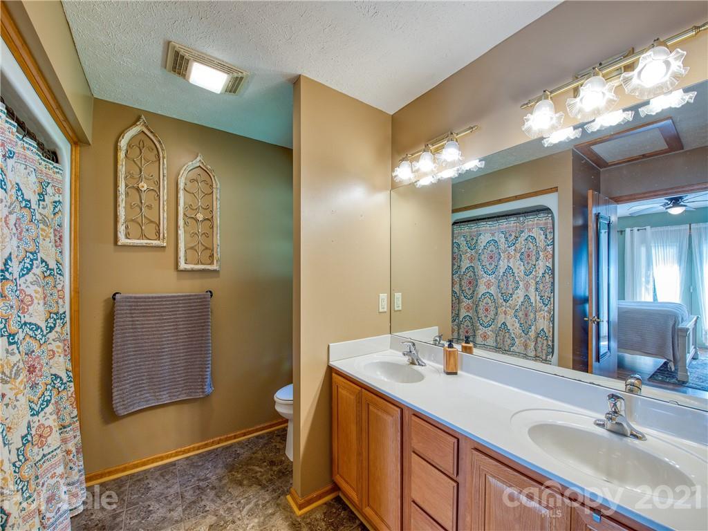 639 Rosalie Lane Waynesville NC 28785