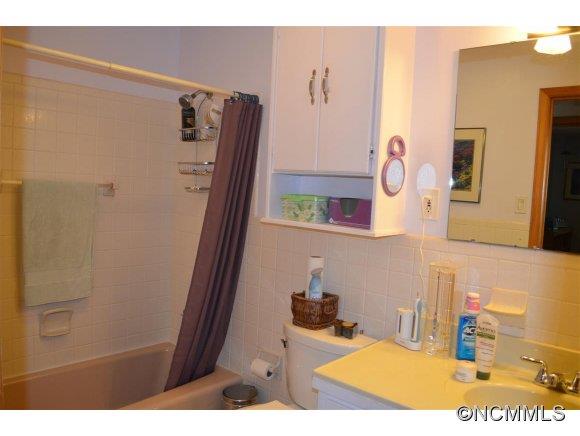 211 Bee Ridge Road Asheville NC 28803