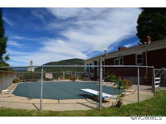 211 Bee Ridge Road Asheville NC 28803