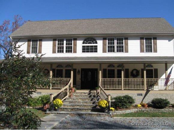 125 Green River Cove Road Saluda NC 28773
