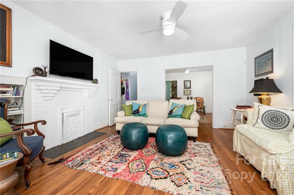 43 Fulton Street Asheville NC 28801