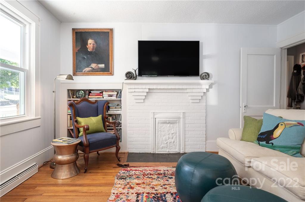 43 Fulton Street Asheville NC 28801