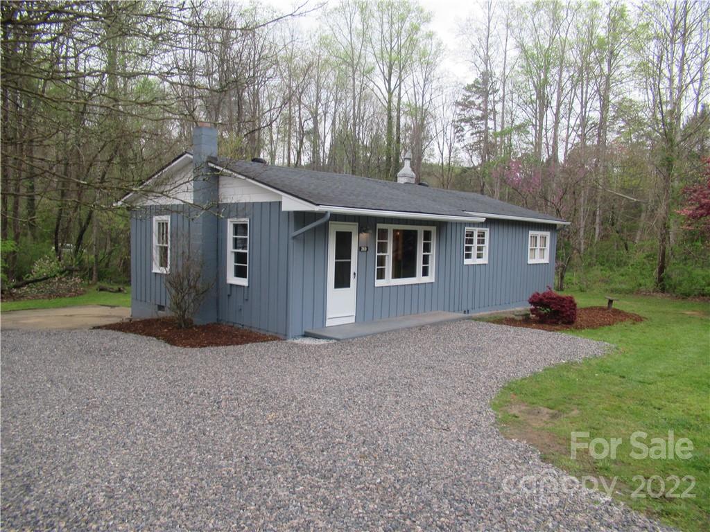 269 Forsythe Street Marion NC 28752
