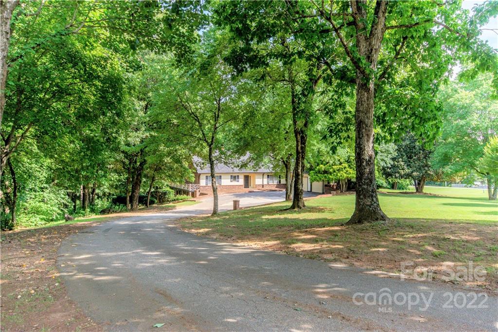 2840 Jack Whitener Road Newton NC 28658