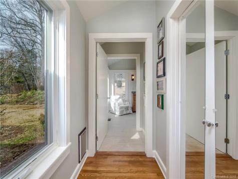 21 Pinecroft Road Asheville NC 28804