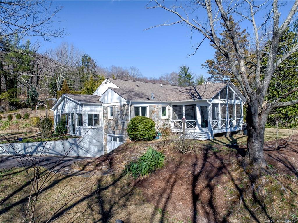 21 Pinecroft Road Asheville NC 28804