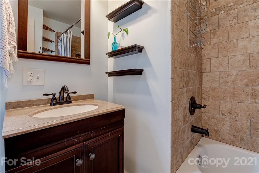 52 Valley View Road Asheville NC 28803