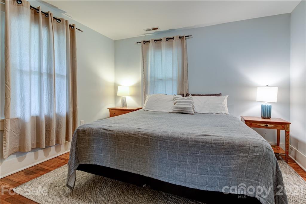 52 Valley View Road Asheville NC 28803