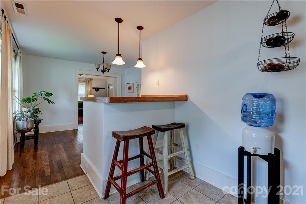 52 Valley View Road Asheville NC 28803