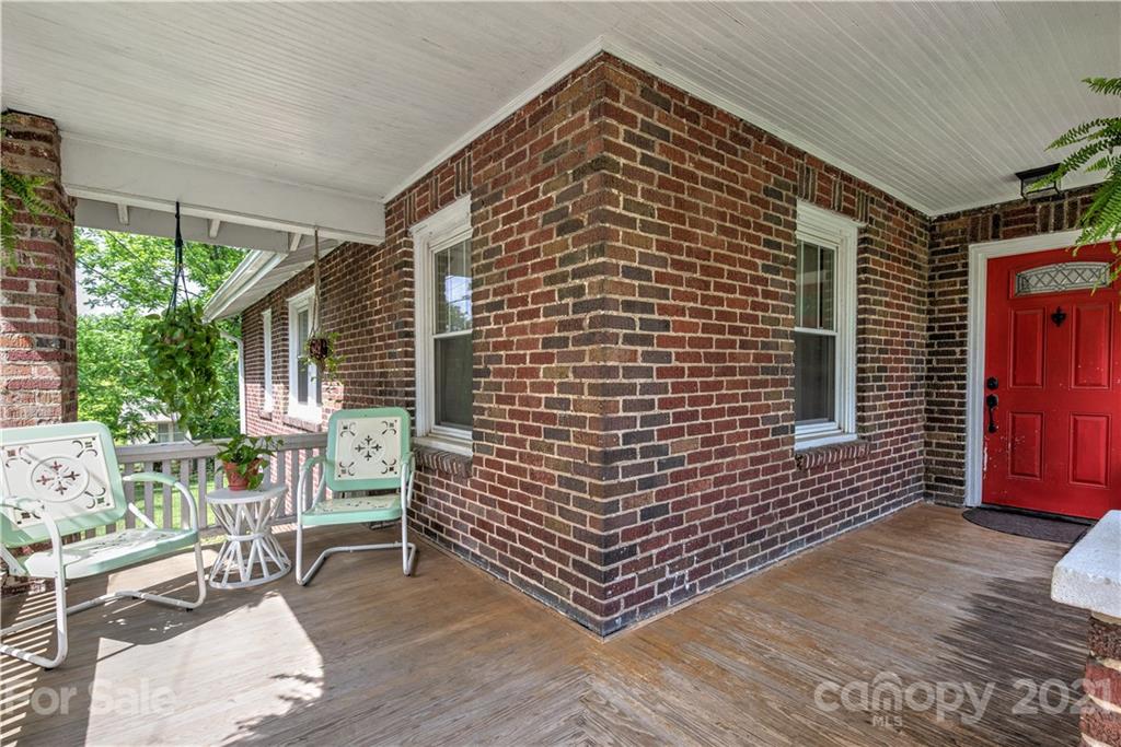52 Valley View Road Asheville NC 28803