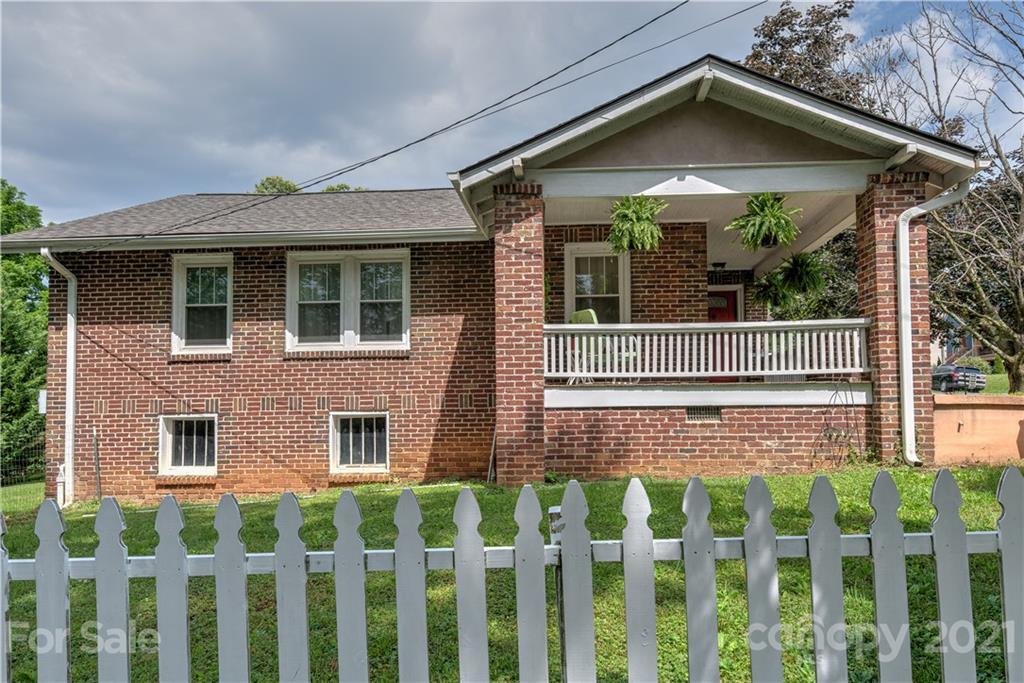 52 Valley View Road Asheville NC 28803