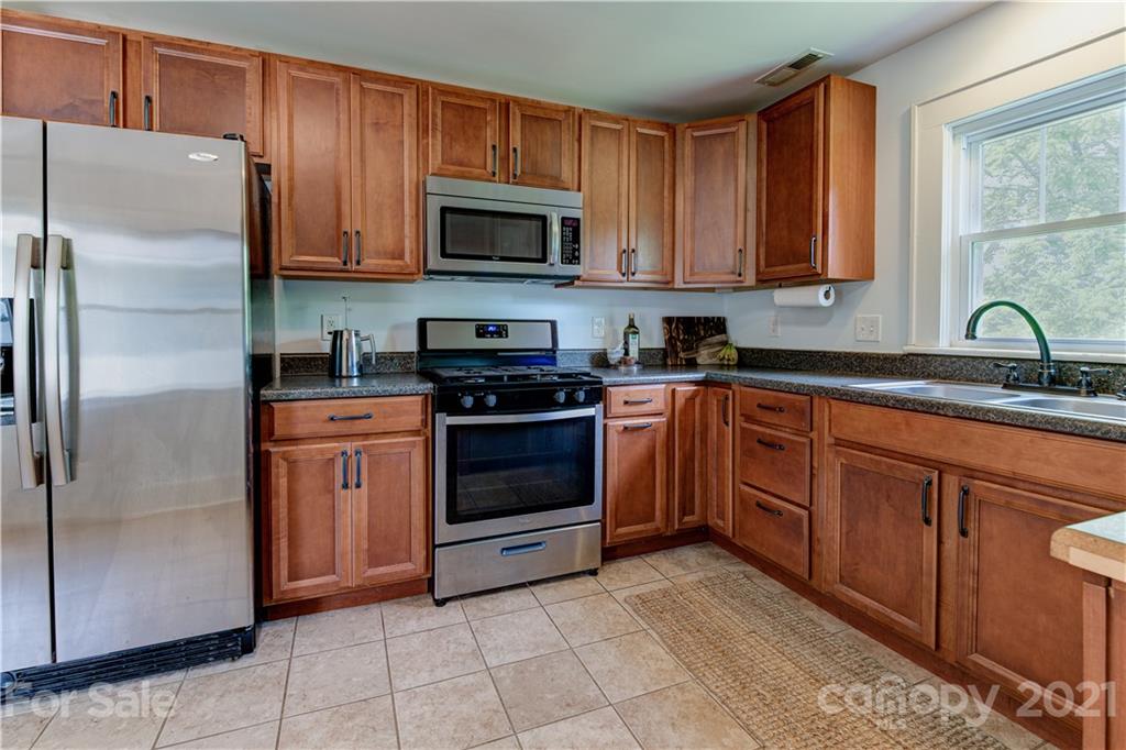 52 Valley View Road Asheville NC 28803