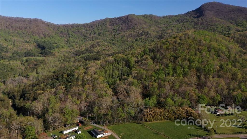 540 Old Bee Tree Road Swannanoa NC 28778