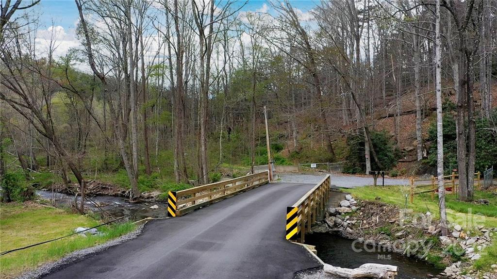 540 Old Bee Tree Road Swannanoa NC 28778