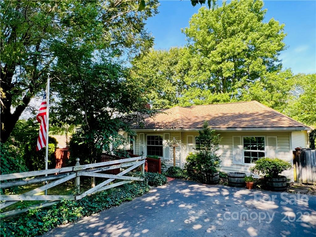 99 Unaka Avenue Asheville NC 28803