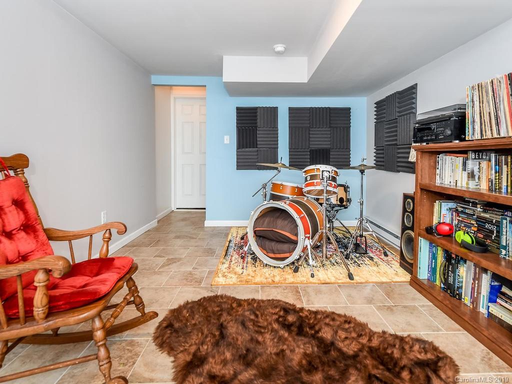 140 Carrier Street Asheville NC 28806