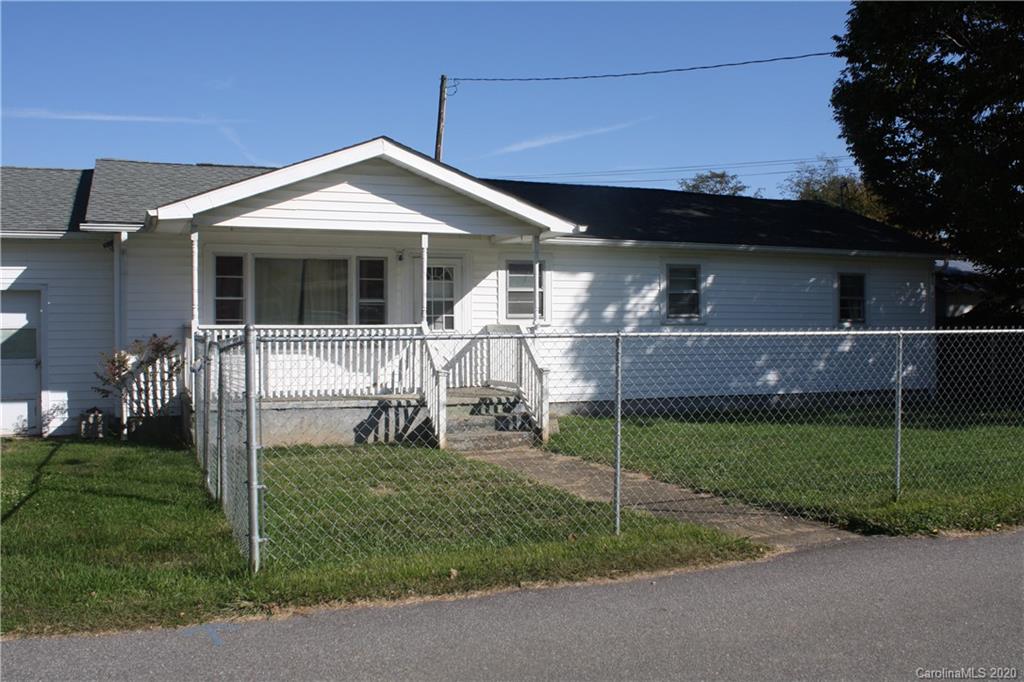 49 Warren Street Waynesville NC 28786