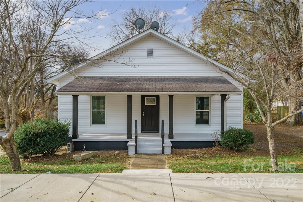 323 Doster Avenue Mooresville NC 28115