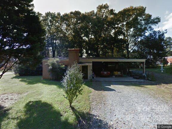 2019 33rd Street NE Hickory NC 28601