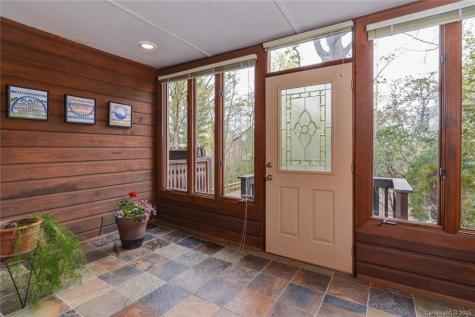 27 Patriots Drive Asheville NC 28805