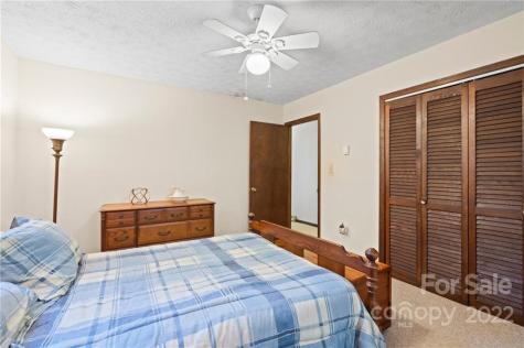 114 Chestnut Forest Road Fairview NC 28730