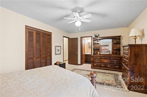 114 Chestnut Forest Road Fairview NC 28730