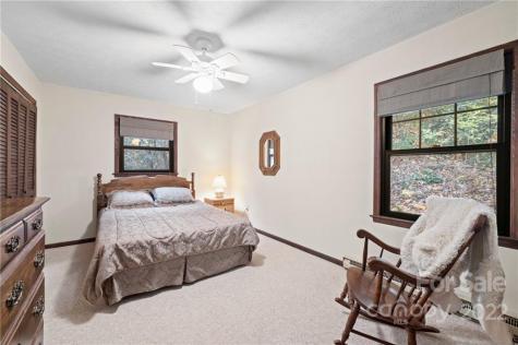114 Chestnut Forest Road Fairview NC 28730