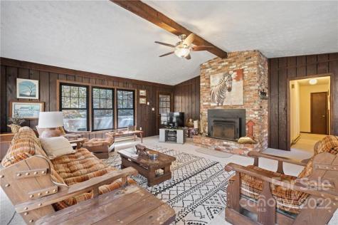 114 Chestnut Forest Road Fairview NC 28730