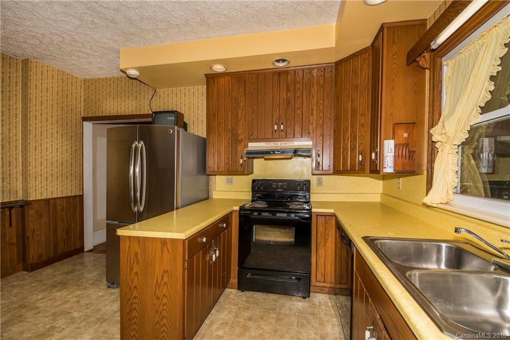 44 Huckleberry Lane Waynesville NC 28785