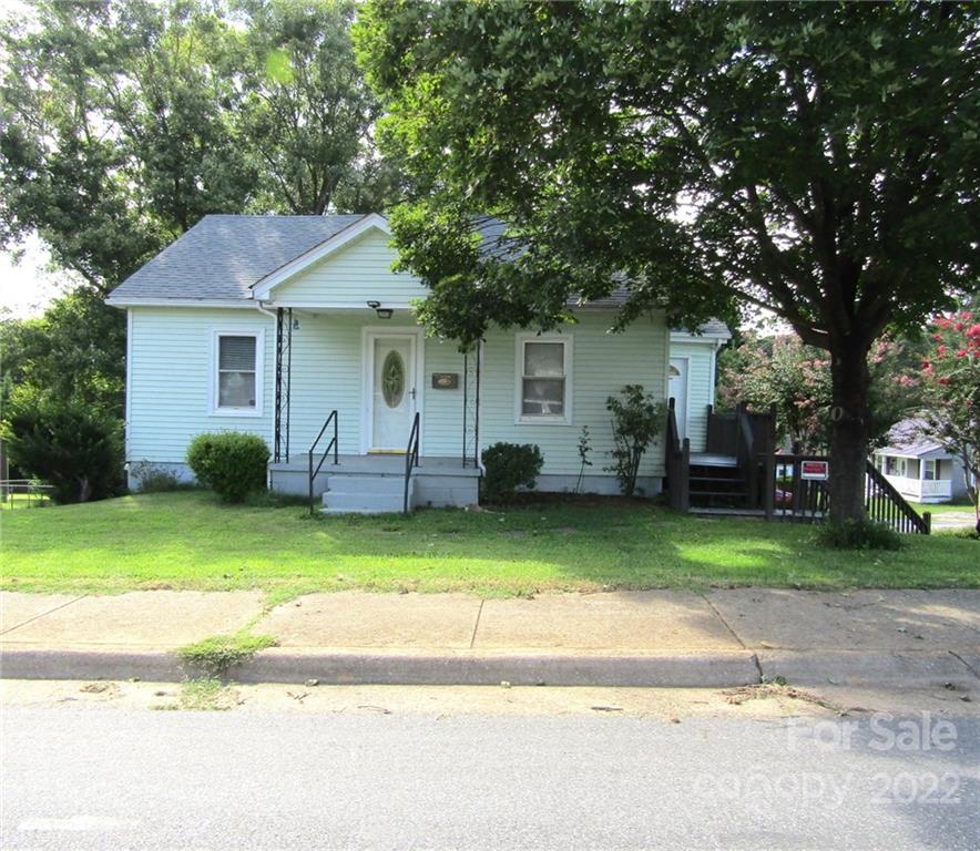 506 17th Street SW Hickory NC 28602