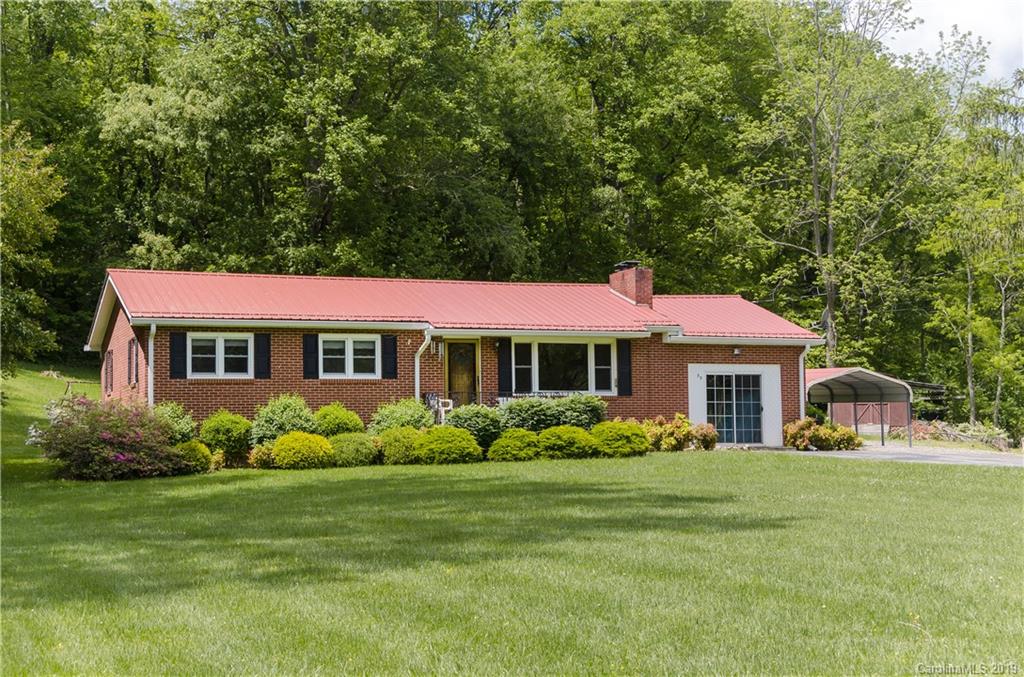 35 R And K Drive Waynesville NC 28786