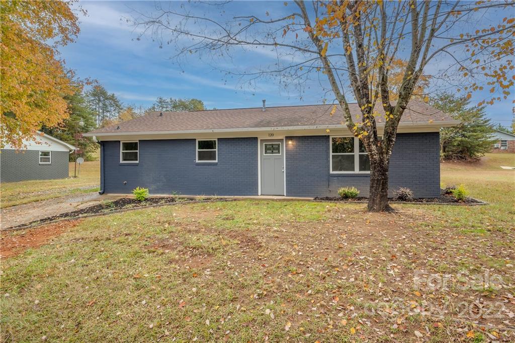 120 Triangle Street Forest City NC 28043