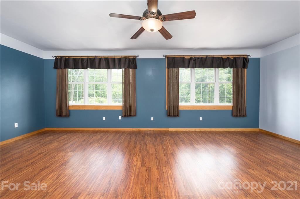 148 New Haw Creek Road Asheville NC 28805