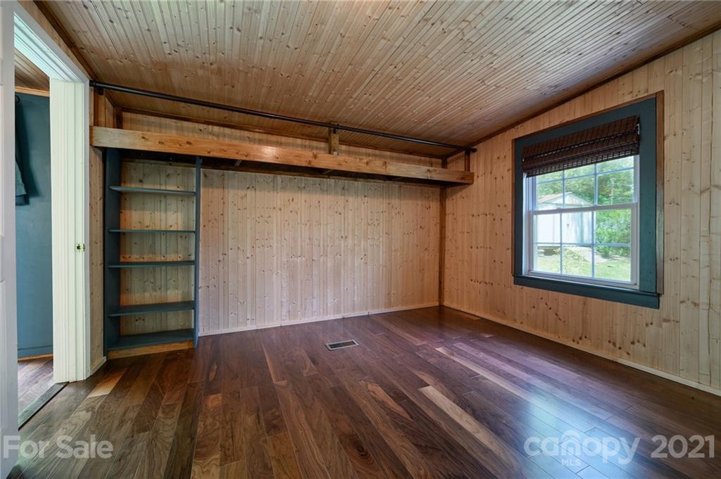 148 New Haw Creek Road Asheville NC 28805