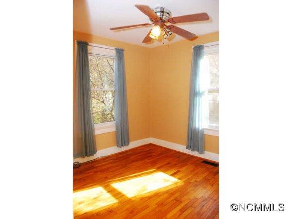 8 Enka Orchard Street Candler NC 28715