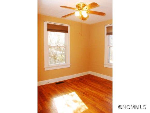 8 Enka Orchard Street Candler NC 28715