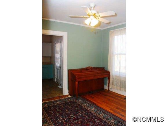 8 Enka Orchard Street Candler NC 28715