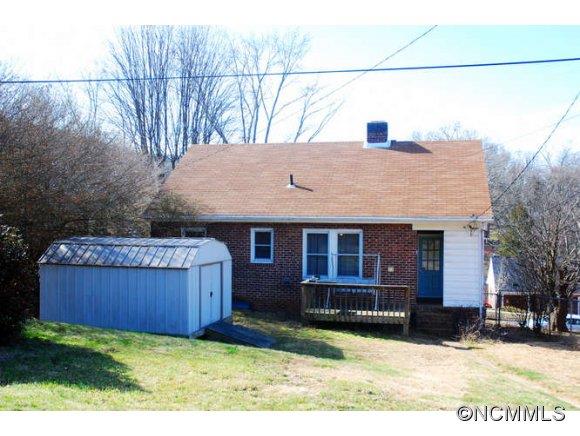 8 Enka Orchard Street Candler NC 28715