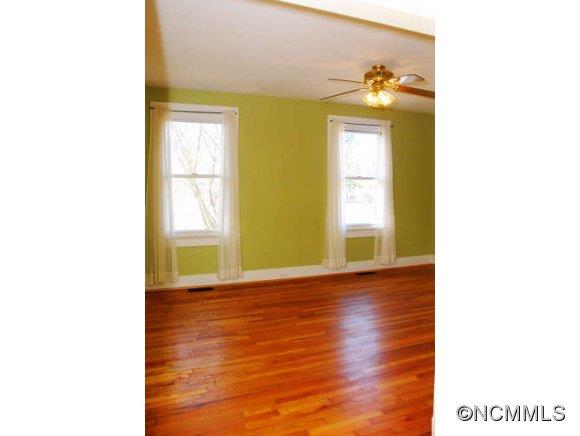 8 Enka Orchard Street Candler NC 28715