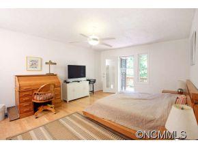 40 Union Chapel Road Weaverville NC 28787
